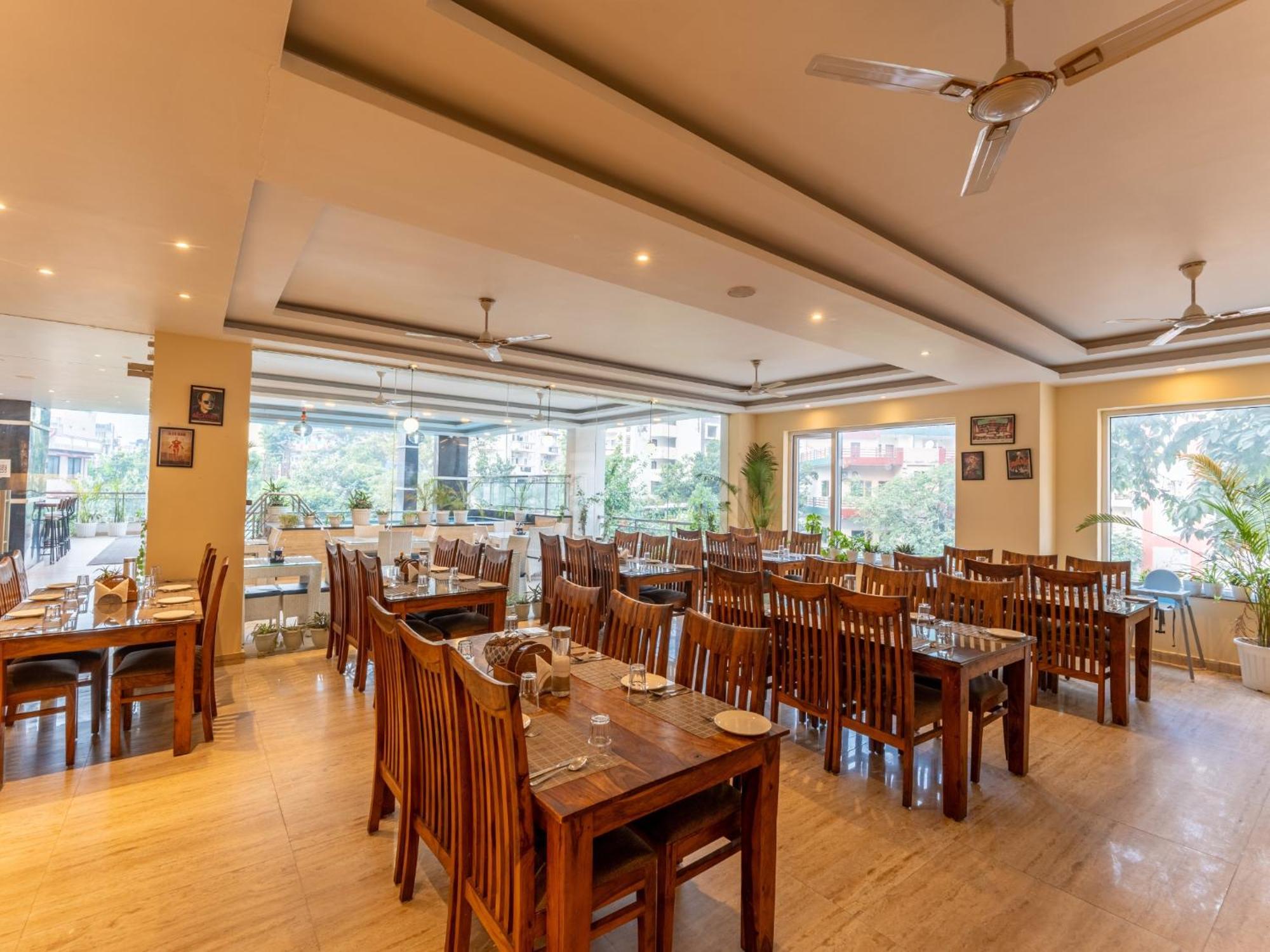 A Pousada Moustache Rishikesh Luxuria Exterior foto